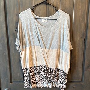Women's Gray and Tan Color Block Top